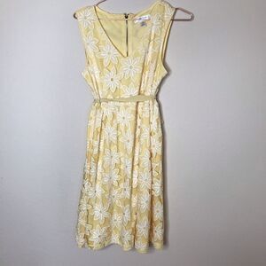 Motherhood maternity yellow daisy dress‎